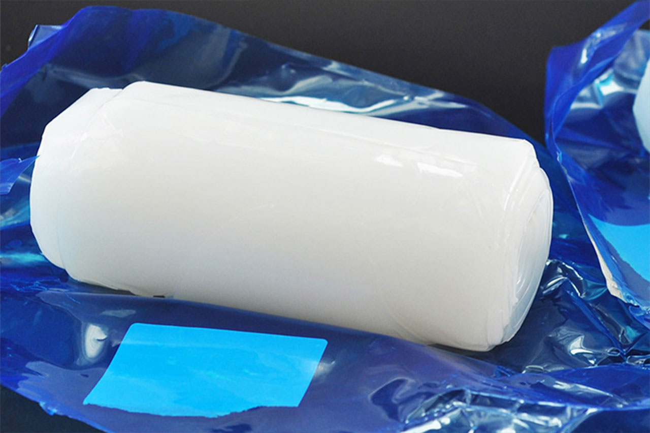 Extrusion molding silicone material