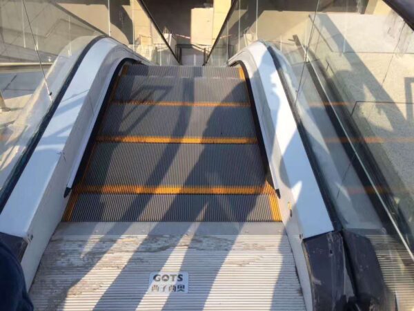 Escalator & Moving walks