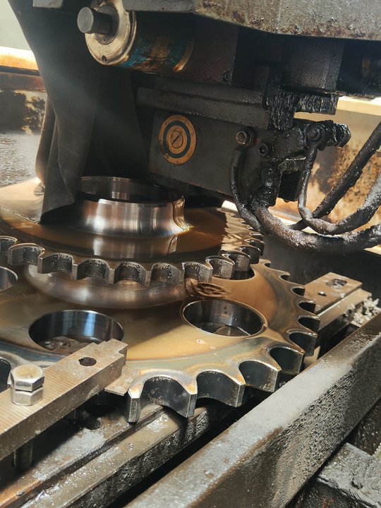 gear and sprocket transmission parts manufacturer