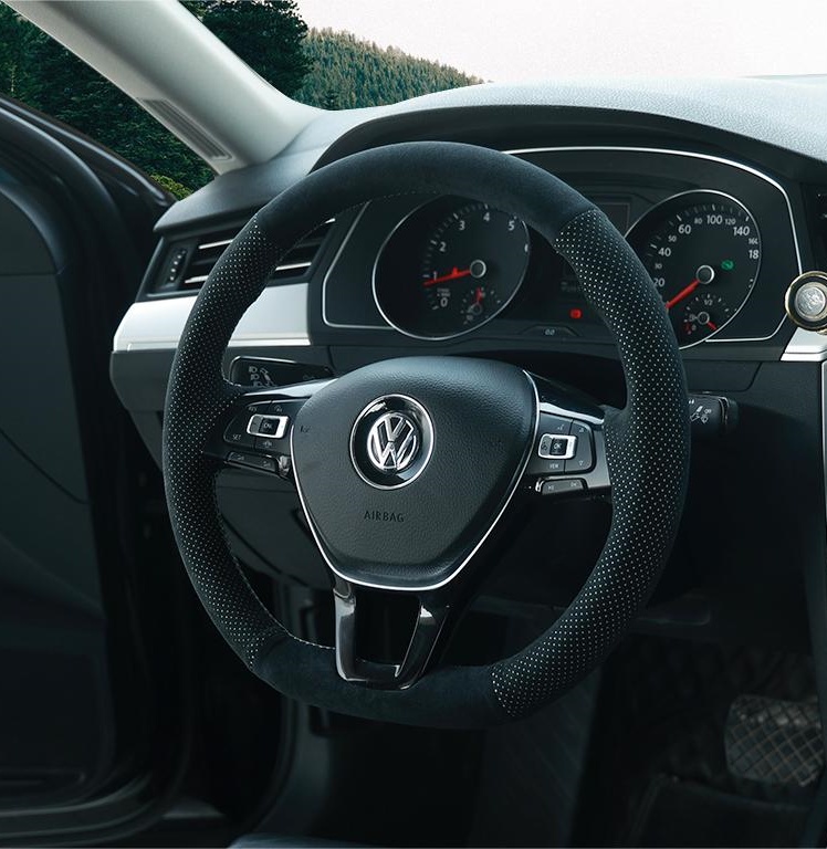 Mewant Professional Custom Steering Wheel Cover