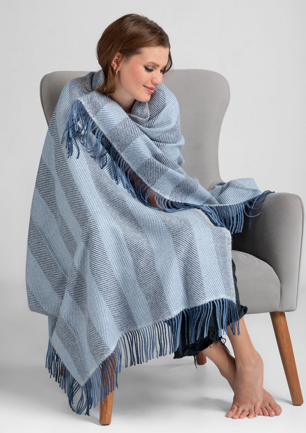 100% ALPACA WOVEN HERRINGBONE THROW