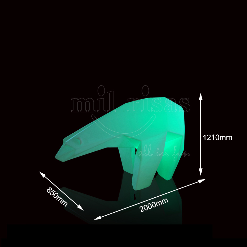 Large Outdoor Polar Bear Decor Geometric LED Garden Light