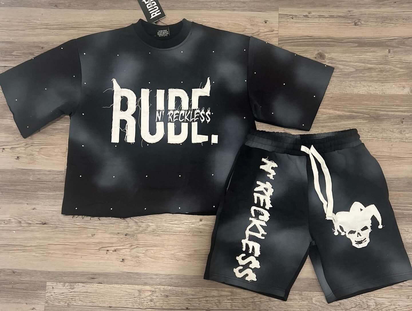 Fashion Mens Printed T-shirt & Shorts