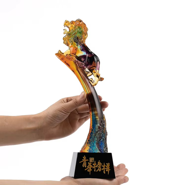 Lion glaze trophy