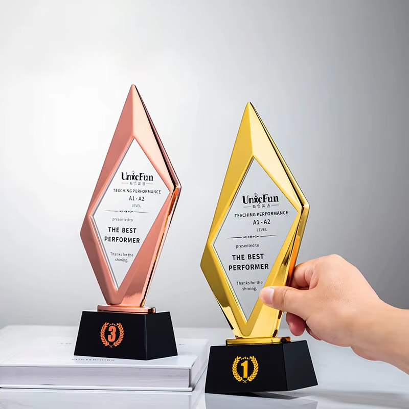 Diamond metal trophy