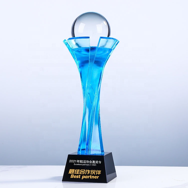 Coloured glaze trophy