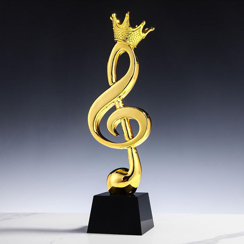 Mtv music awards trophy