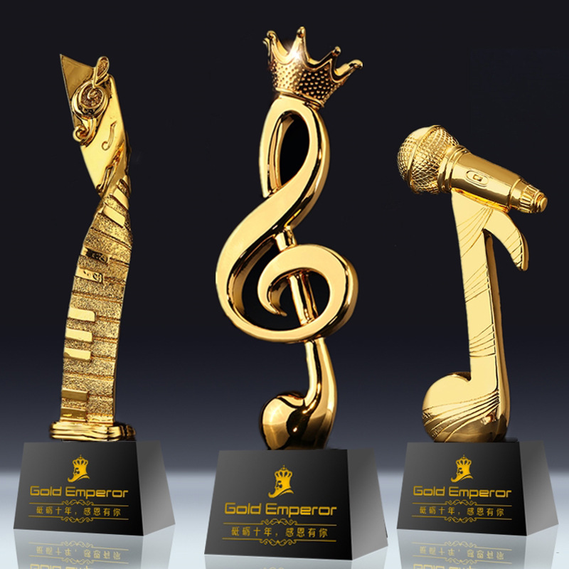 Mtv music awards trophy