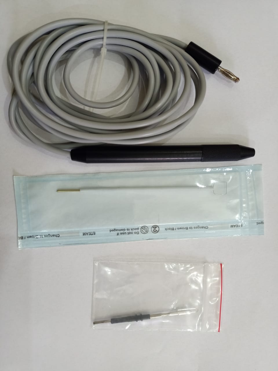 Re-Usable Electrode Hanlde