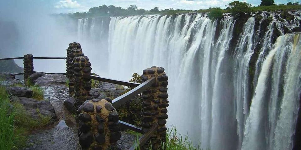 Victoria Falls Tour Zambia and Zimbabwe