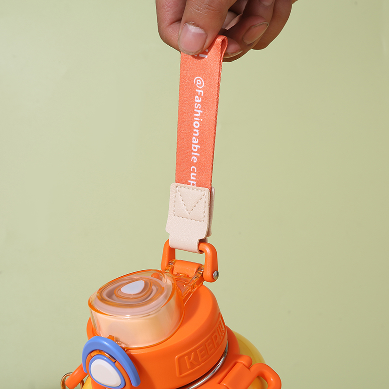 Kids water bottle