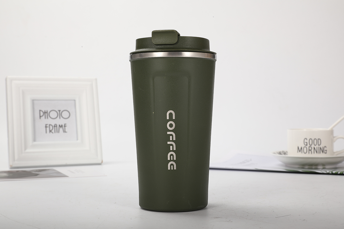 Spill proof mug