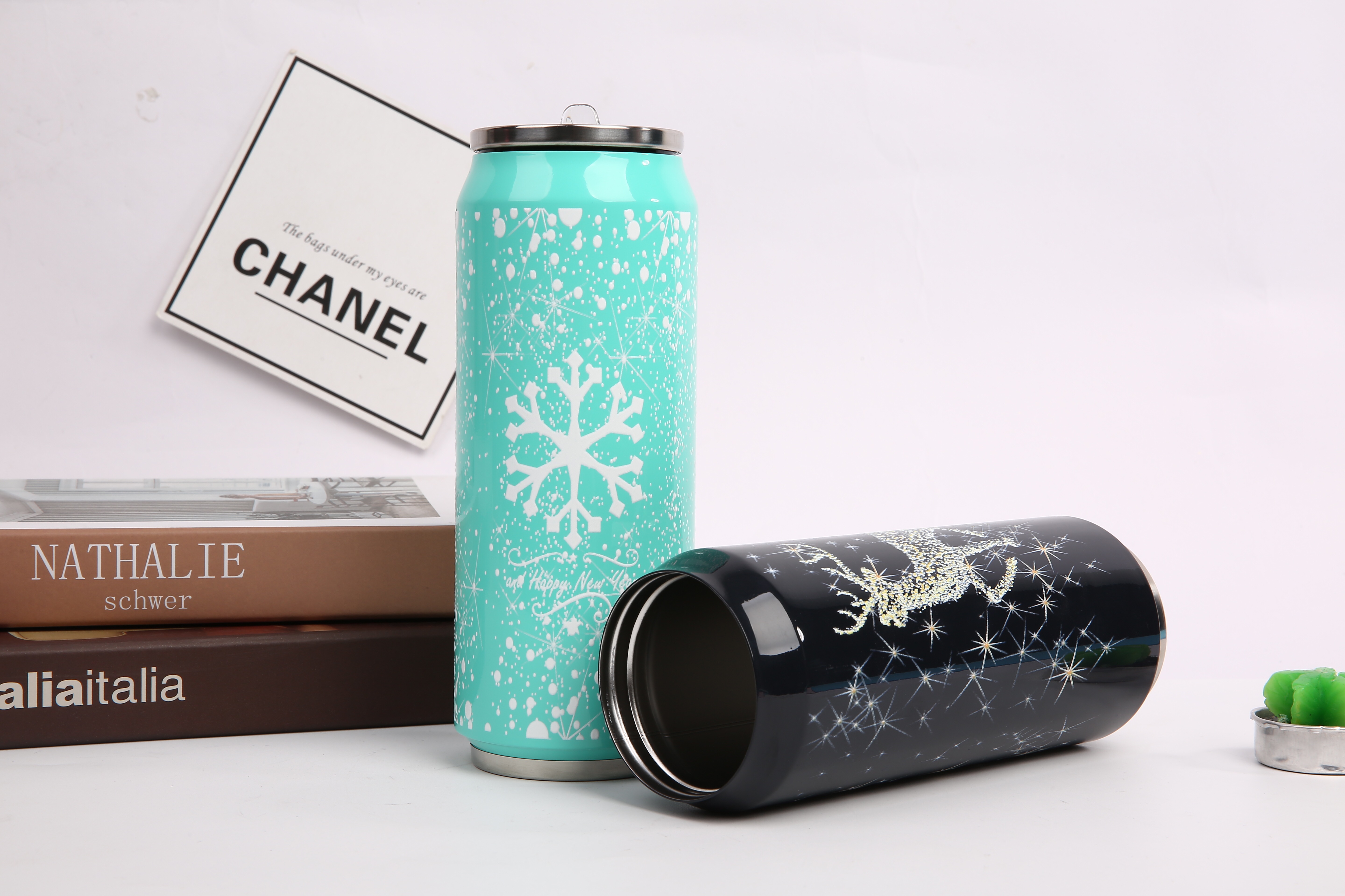 Vacuum insulated cola can