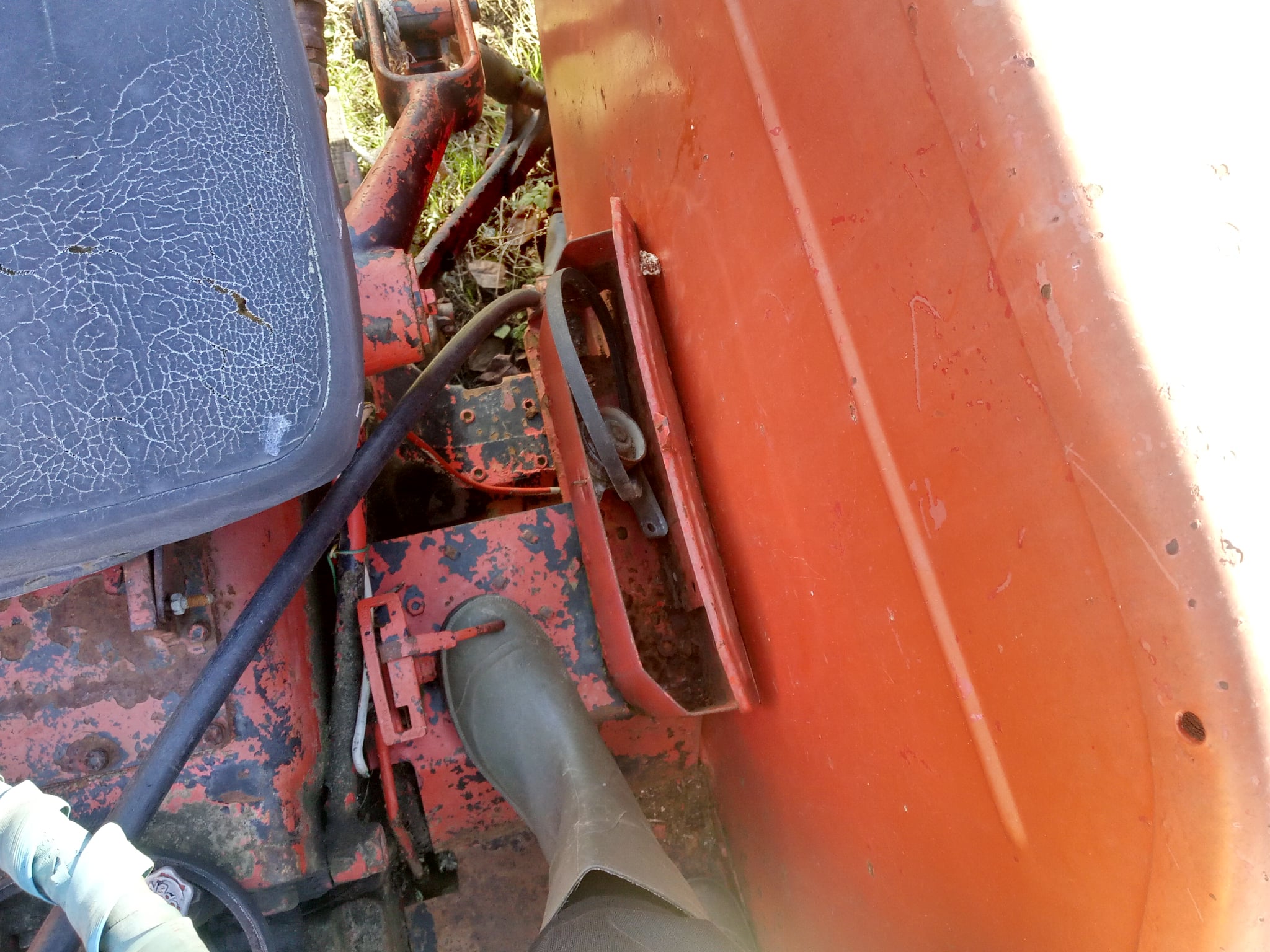 International Traktor, Garden Machine, Ground Cleaner, Bag Drafter