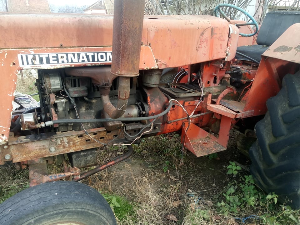 International Traktor, Garden Machine, Ground Cleaner, Bag Drafter
