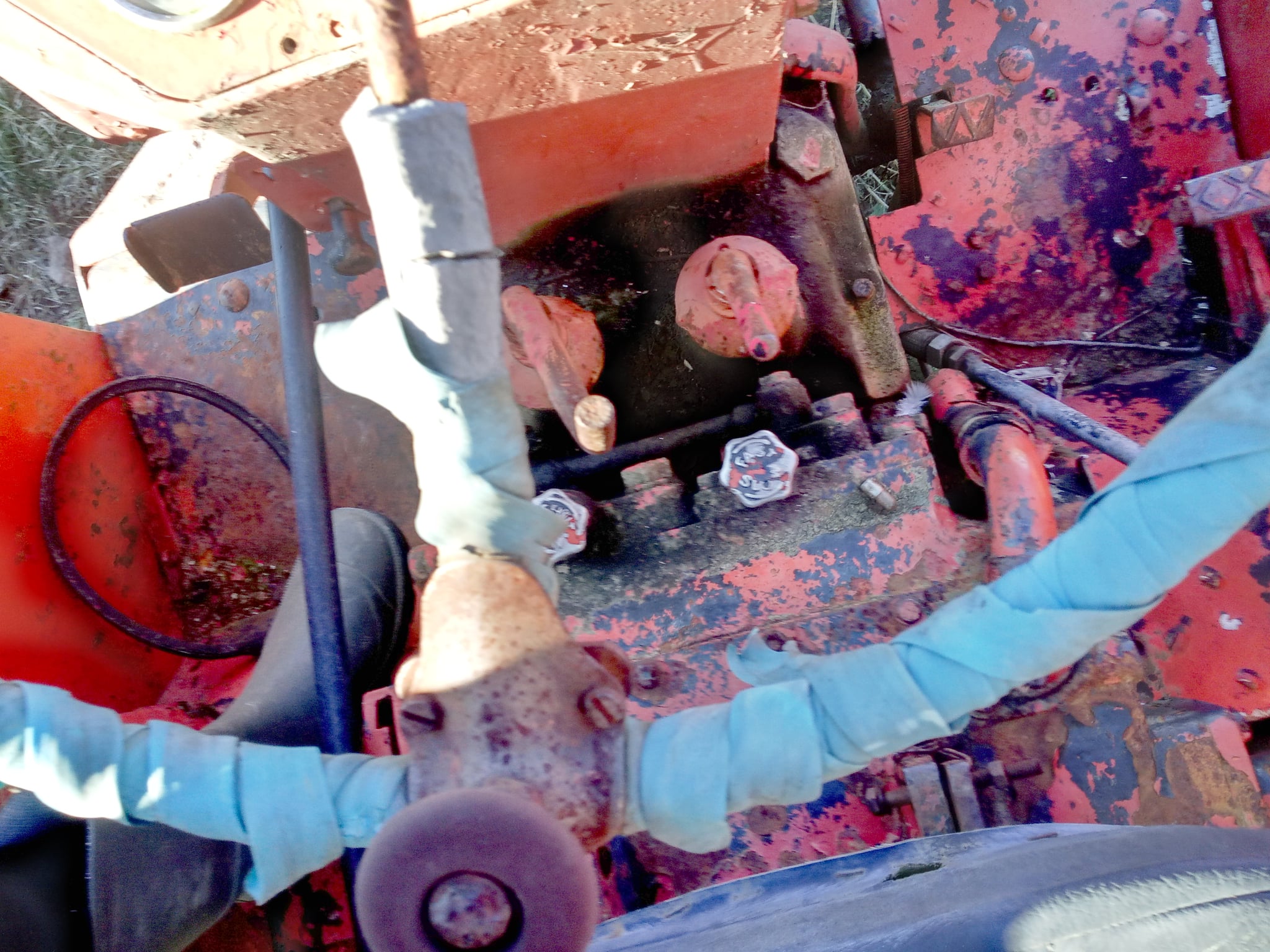 International Traktor, Garden Machine, Ground Cleaner, Bag Drafter