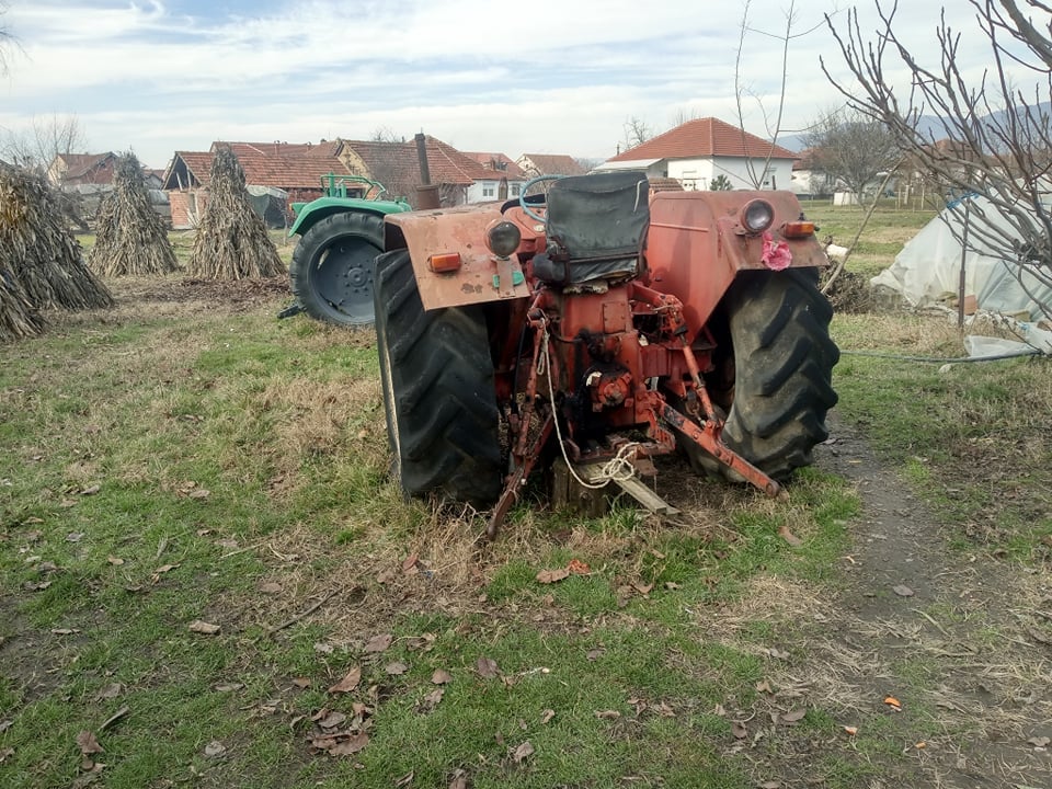 International Traktor, Garden Machine, Ground Cleaner, Bag Drafter
