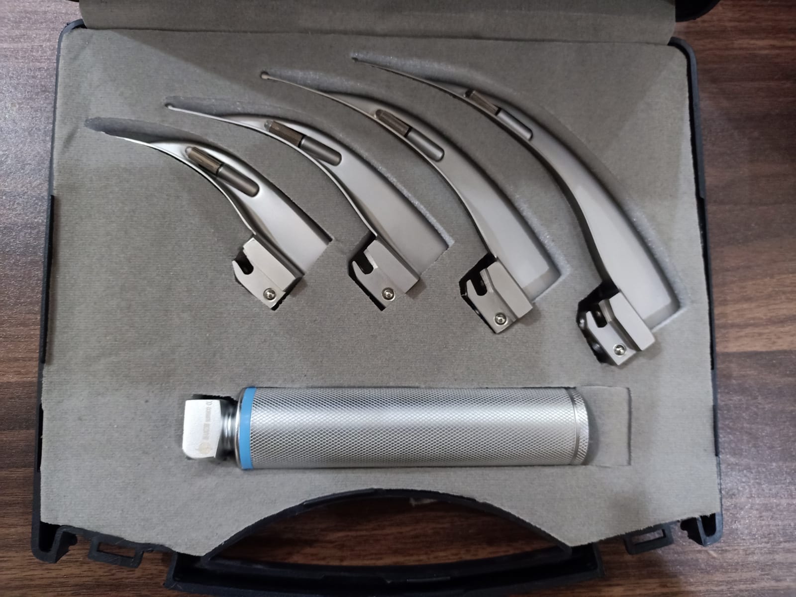 Convetional Laryngscope Diagnostic set OF 4