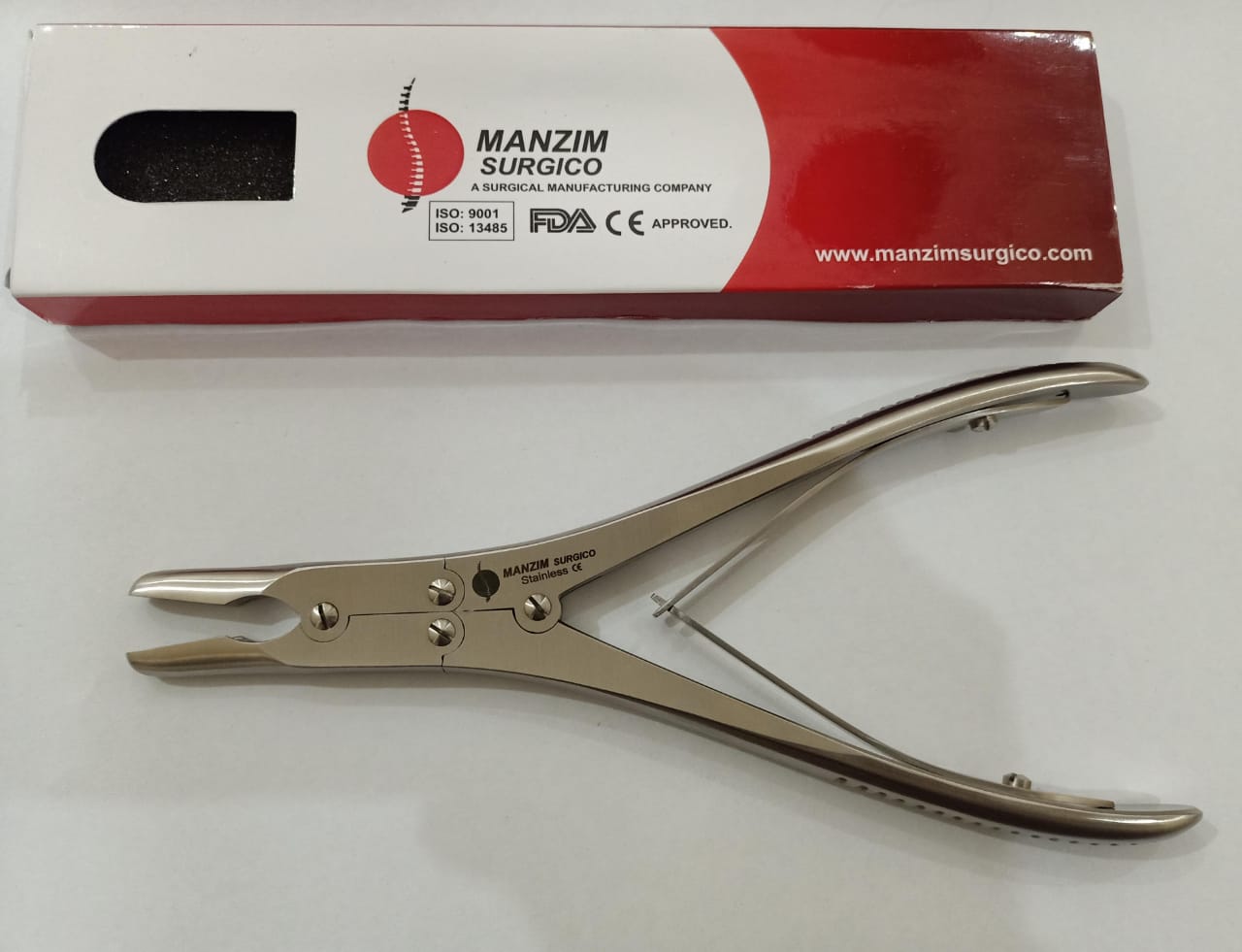 RUSKIN BONE RONGEUR 18CM