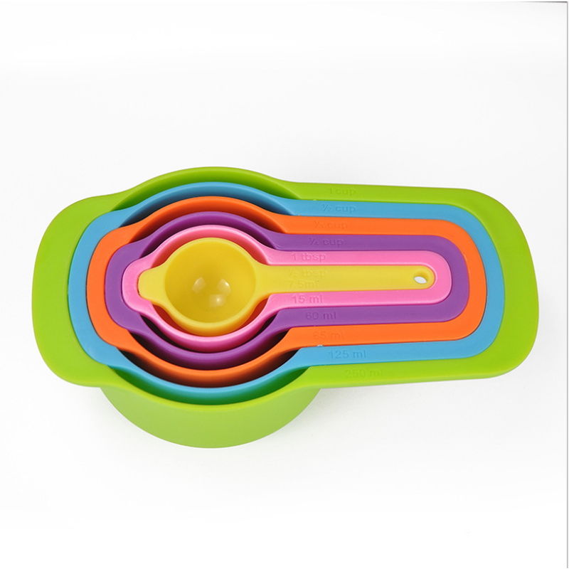 Rainbow color set of 10PCS wheat straw plastic baking tools with measuring cups