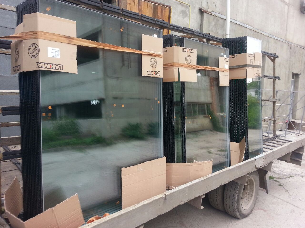 Composite door
