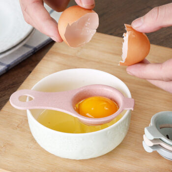 Wheat Straw Yolk Egg Separation Filter Kitchen Gadgets Egg Separator with Hook Design