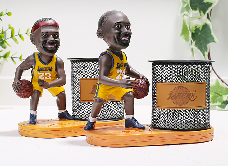 Pen Holder | Custom Resin Bobblehead Basketball and Football Celebrity Creative Arts and Crafts Home Decor Sculpture Level Figure Pen Holder | sales@Prosperity-Crafts.com or Tel/Whatsapp: +86-18965155752