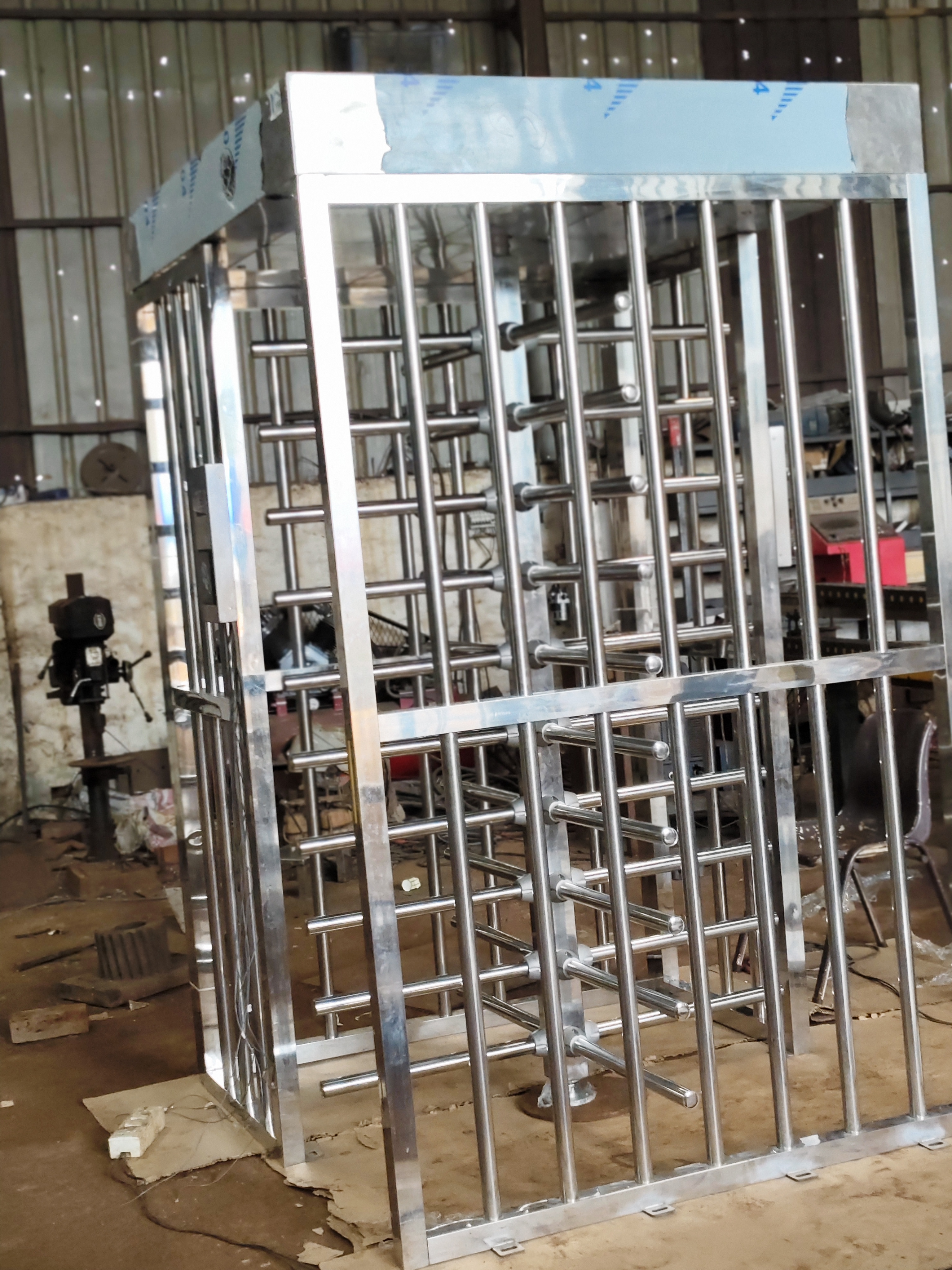 Full height turnstile