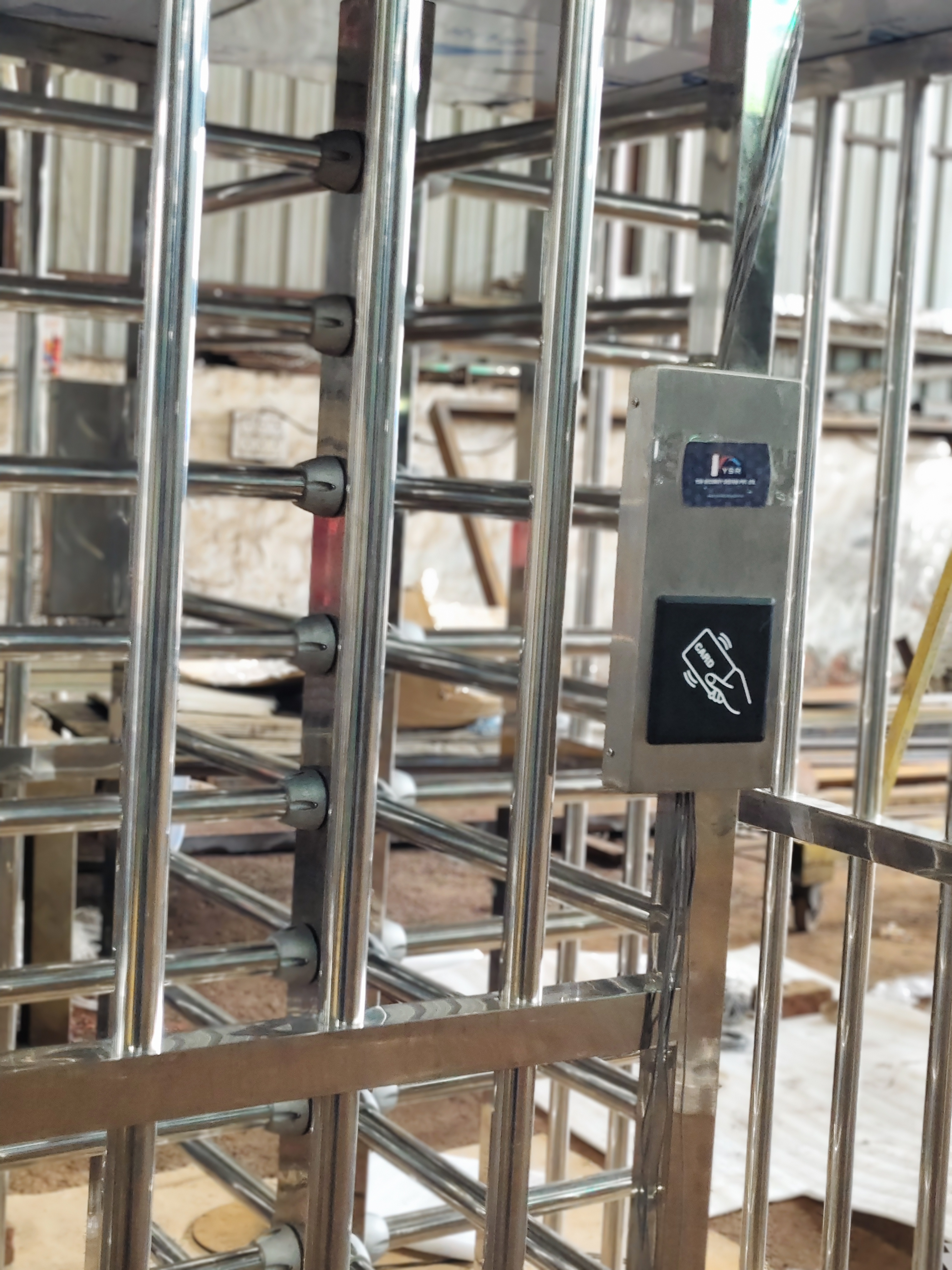 Full height turnstile