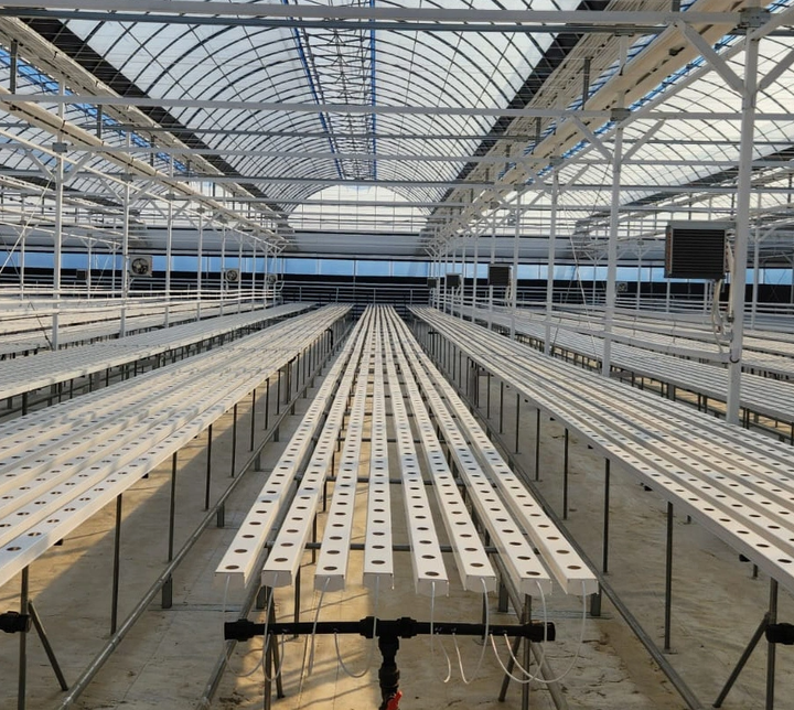 Customized vegetable pvc pipe hydroponic grow system kit indoor aeroponic vertical farming nft channel hydroponics system Discount Wholesale Production