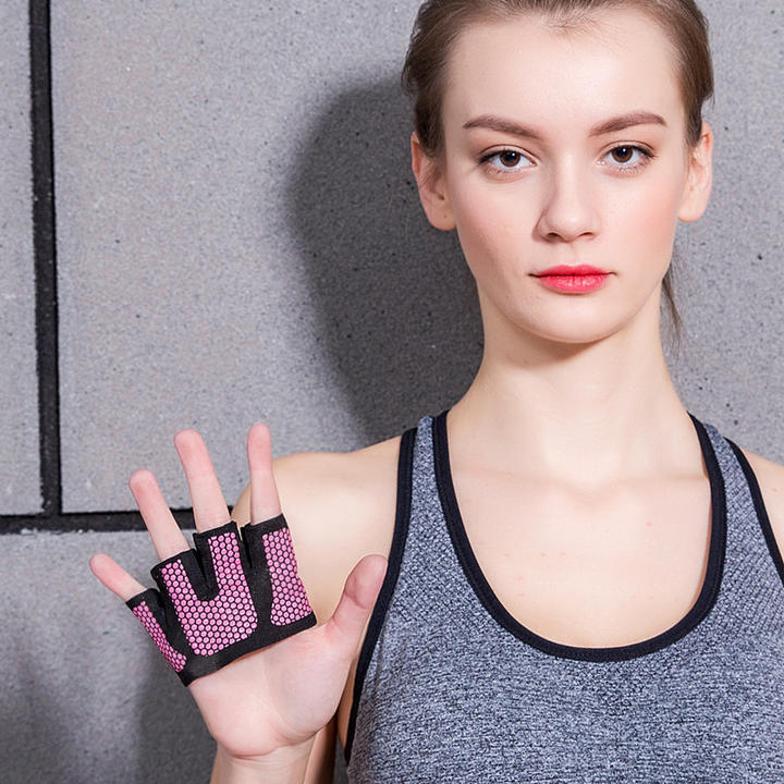 Four-finger sports anti-slip fitness half-finger gloves Thickened equipment strength training gloves Wholesale B2B Pricing Pricing