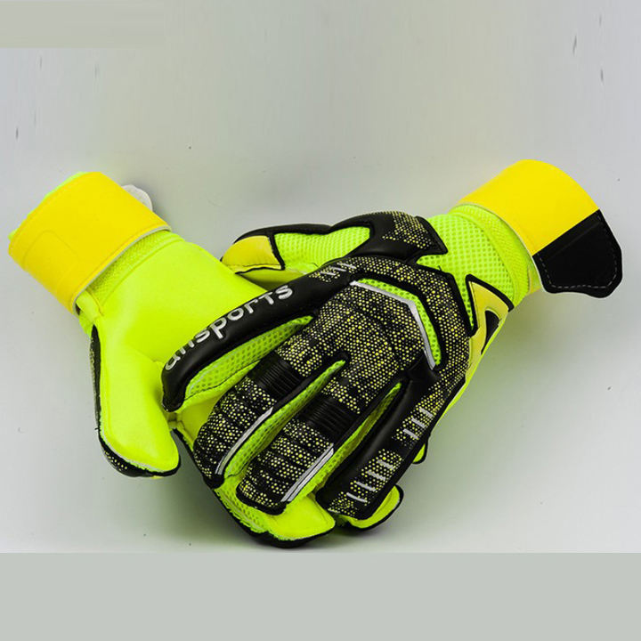 Goalkeeper gloves with finger protection Football goalkeeper Children Adult gloves Thick latex for finger protection