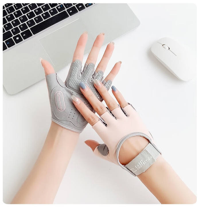 High quality summer sports half finger training workout fitness workout pickleball gloves for Men & Women Large Order Wholesale