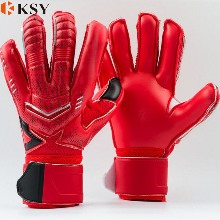 Hot Sale Men Professional Soccer Goalkeeper Gloves Finger Protection Goal Thickened Latex Football Gloves For Goalkeeper