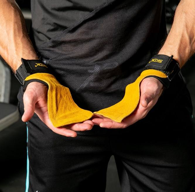 Hot sale Cowhide Wrist Brace Weight Lifting Straps Palm Pad Guard Gym Fitness Palm Protector For Exercise Factory Direct Sales