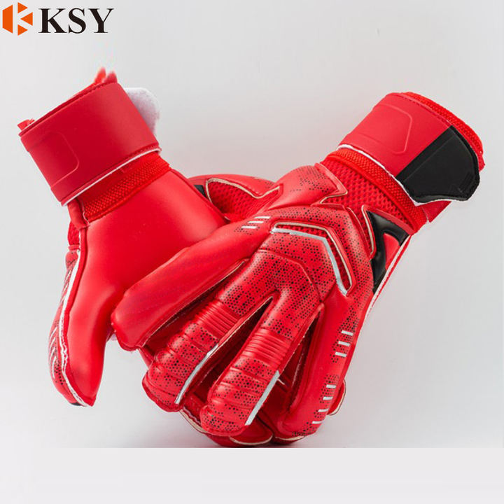 Hot selling Goalkeeper glove are all used to protect the football goalkeeper's gloves with thick latex custom logo