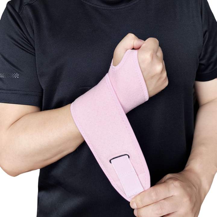 New design wrist guard sports hand palm wrapped fitness wrist strap men's pressure anti sprain breathable and sweat absorbing Custom Manufacturing