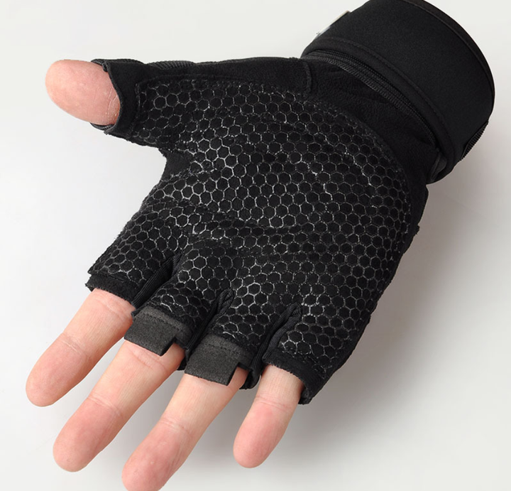 New style Sweatproof Sports Gloves That Gym Comfortable Breathable Weight Lifting Gloves Factory Wholesale Export