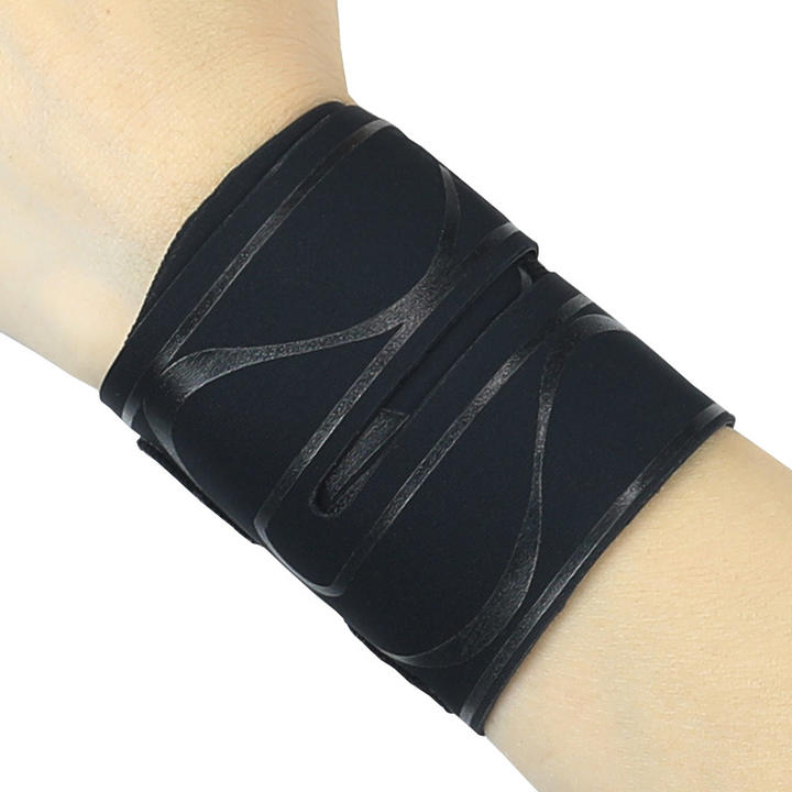 Sports wristband anti sprain compression strap soft armor fitness weightlifting hand protection wrist and arm ring Discount Wholesale Production