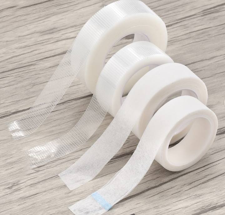 Wholesale breathable easy to tear Medical Tape/White Silk Paper Under Patches Eyelash Extension Supply Eyelash Extension Tape Large-Scale Factory