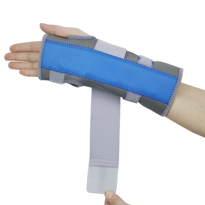 Wrist support and protection with aluminum alloy braces for wrist injury and fracture correction