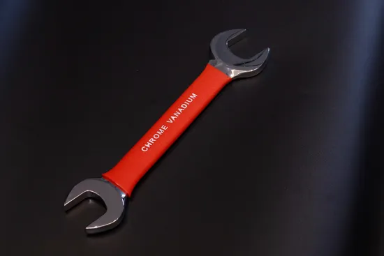 Double-Open-End Wrench with Insulated Grip, Rubber Piped Open Spanner, Mirror, 30-32mm