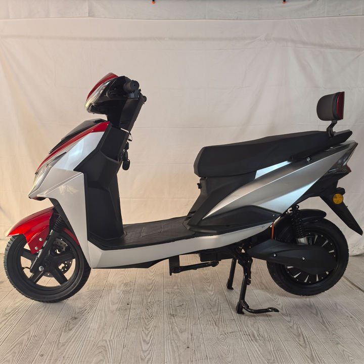 2024 New Electric Motor Bike 1500W Cheap Adult Moped Motorcycle Electric Bike Scooter With Pedal Manufacturing Solutions Chain