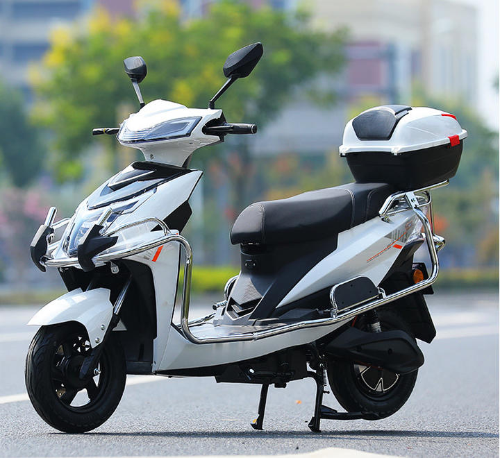 HOT SALE 1000W 60V Powerful Bike Motorcycle High Quality E Scooter Moped Ebike  Electric Moped For Urban Commuting Quality Manufacturing Innovation