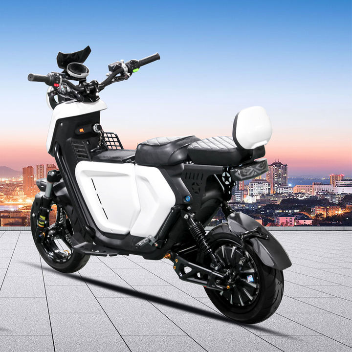 New Style 2000W Powerful Electric Motorcycle Long Range Electric Delivery Bike Scooter Motorcycle