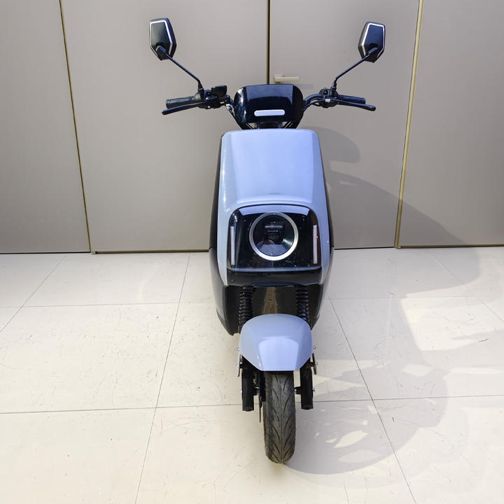 Wholesale 60W 1000W Motorcycle Electric Bike Lead Acid Scooter Long Range Adult Electric Moped China OEM Supplier