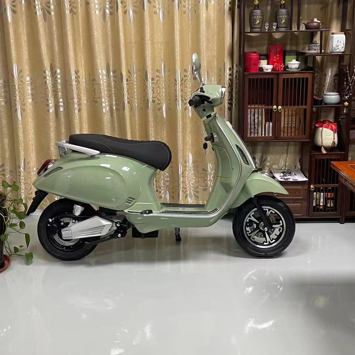Wholesale New Model Electric Motorcycle 2000W High Speed Adult Electric Dirt Bike Off-Road Electric Moped Scooter Industrial Exporter Wholesale