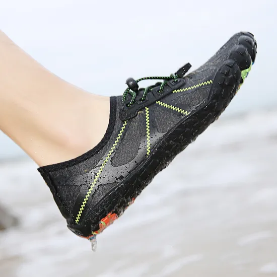 2023 Men′s Beach Diving Couple Shoes Outdoor Mountaineering