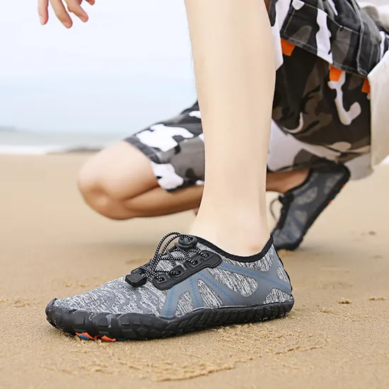 2023 Men′s Beach Diving Couple Shoes Outdoor Mountaineering