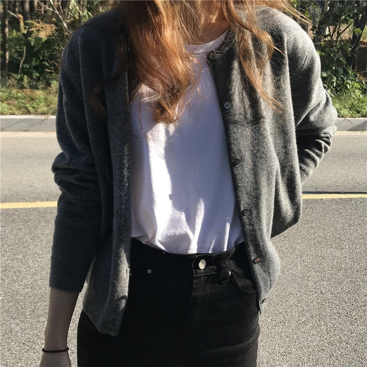 2024 New Arrival Round-Neck Short Knitted Cardigan Casual Women Long Sleeve Outerwear Lady Sweater Bulk Orders